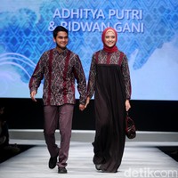 Koleksi Elzatta Hijab di Muslim Fashion Festival 2017. Jakarta Convention Center. Senayan. Jakarta. [Foto: Mohammad Abduh/Wolipop]