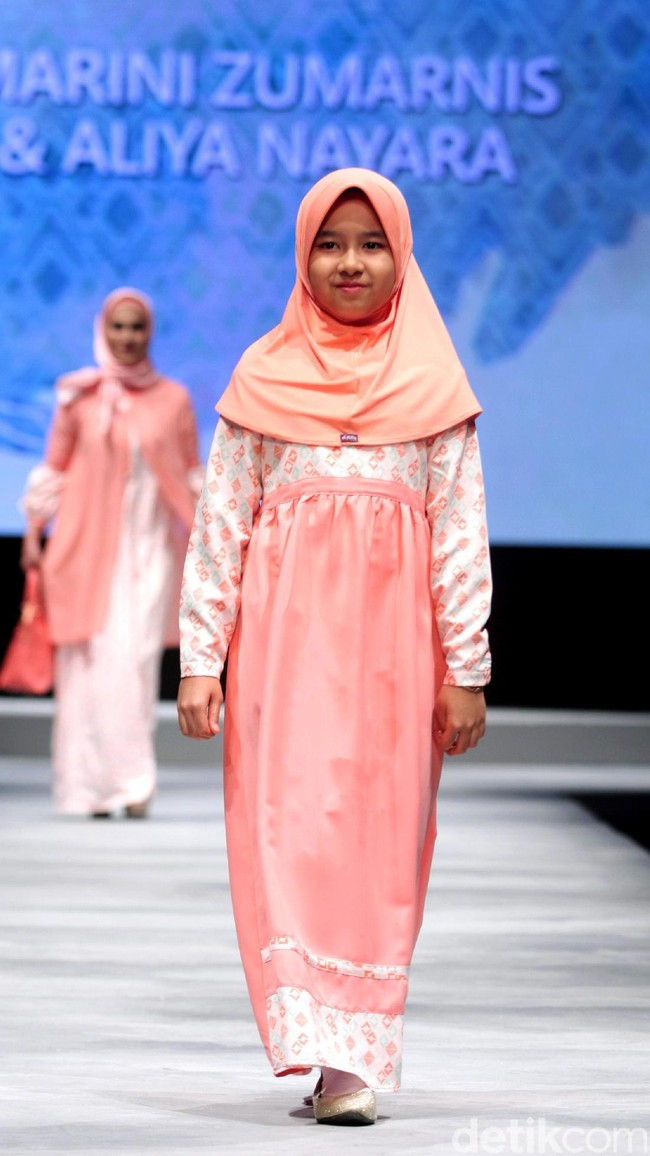 Koleksi Elzatta Hijab di Muslim Fashion Festival 2017. Jakarta Convention Center. Senayan. Jakarta. [Foto: Mohammad Abduh/Wolipop]