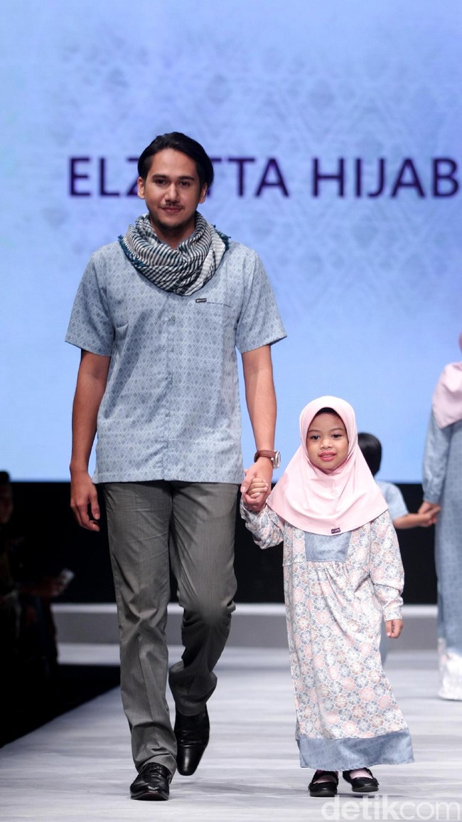 Koleksi Elzatta Hijab di Muslim Fashion Festival 2017. Jakarta Convention Center. Senayan. Jakarta. [Foto: Mohammad Abduh/Wolipop]