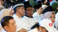 Tampak hadir juga Haji Lulung di kursi penonton.