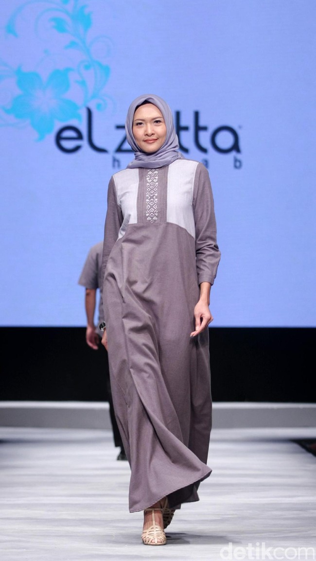 Koleksi Elzatta Hijab di Muslim Fashion Festival 2017. Jakarta Convention Center. Senayan. Jakarta. [Foto: Mohammad Abduh/Wolipop]