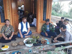 Bupati Bandung dan Pejabat SKPD Menginap di Rumah Warga