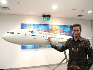 Bos Garuda Indonesia Lapor ke Luhut, Rugi Bersih Turun 30%