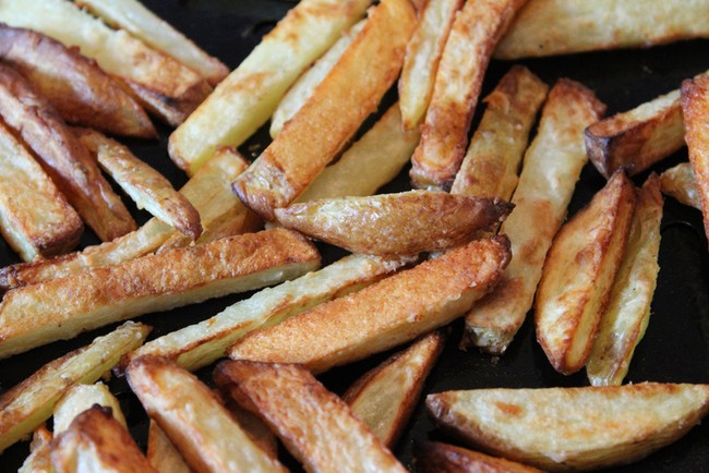 Ini 8 Tips Bikin French Fries Panggang yang Renyah Gurih (1)