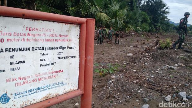 Derap Tentara di Motaain, Tapal Batas RI-Timor Leste