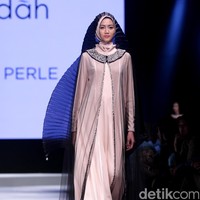 Koleksi Irna La Perle for Wardah dengan mengangkat tema Fidelium di Muslim Fashion Festival 2017. Jakarta Convention Center. Senayan. Jakarta. [Foto: Mohammad Abduh/Wolipop]