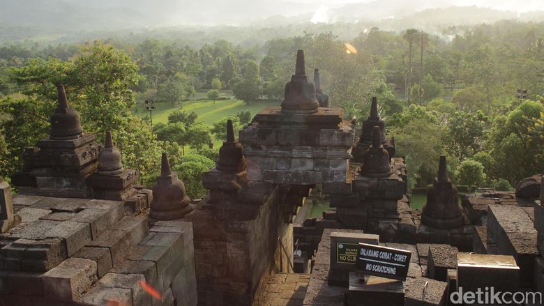 Borobudur di Jawa Tengah Borobudur di Jawa Tengah