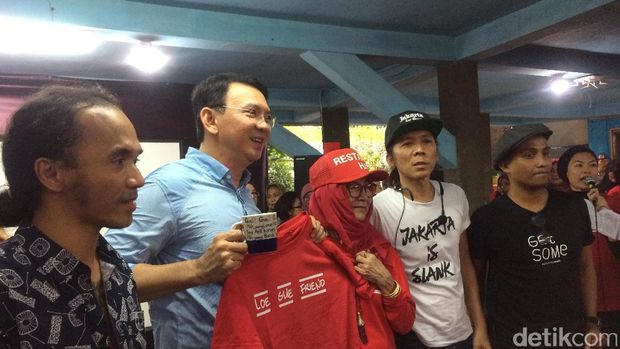 Sepekan Jelang Pencoblosan, Ahok Sambangi Markas Slank 