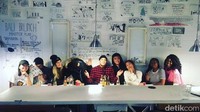 Aneka mural karya pengunjung Bali Brunch yang pernah datang ke Indonesia. Bali Brunch berada di Kota Helsinki, ibukota negara Finlandia (Sudrajat/detikTravel)