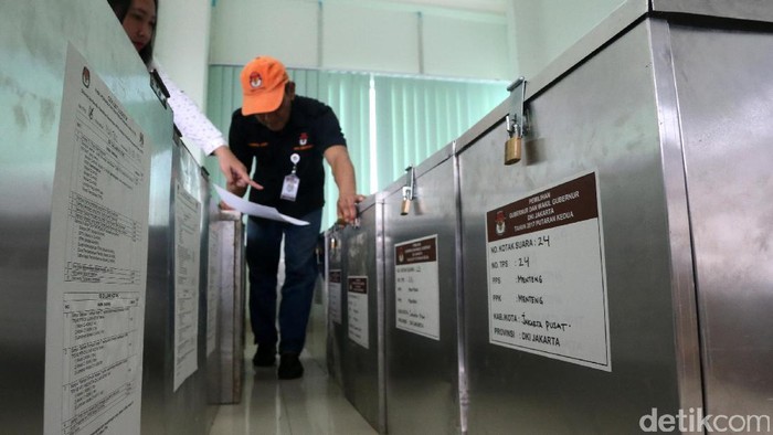 Pasar Modal Tutup Saat Pilkada DKI Putaran Kedua