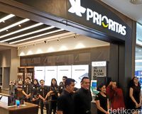 Dian Sastro dan Galaxy S8, Cara XL Goda Pelanggan