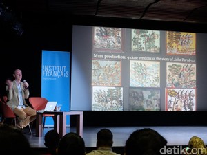 Peneliti Prancis Kepincut Sejarah Lukisan Kaca Jawa