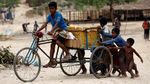 Keceriaan Anak-anak Kaum Rohingya di Bangladesh