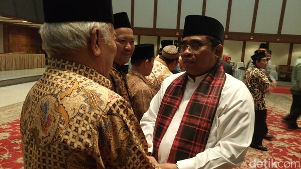 Sumarsono Kukuhkan Pengurus Masjid Hasyim Asy'ari
