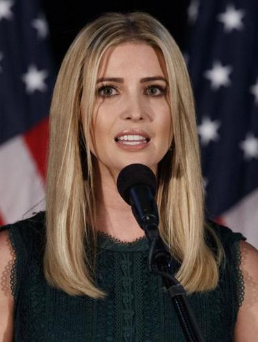Misteri Mata Ivanka Trump yang Berubah-ubah