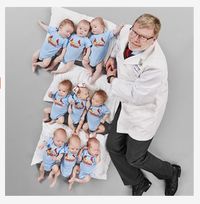 Menggemaskan! Ketika 3 Pasang Bayi Kembar Tiga Dipotret Bersama