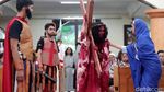 Teatrikal Tablo Jalan Salib Warnai Perayaan Paskah