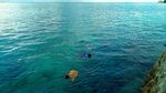 Arti Bahagia di Mata Bocah-Bocah Pencari Ikan Wakatobi