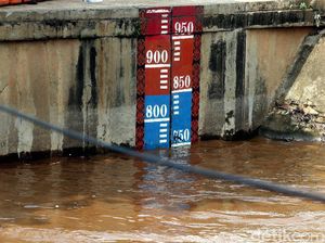 Pintu Air Manggarai-Sunter Hulu Siaga 3, Warga Diminta Waspada Banjir