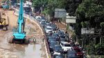 Imbas Pembangunan Underpass, Jalan Mampang Menyempit