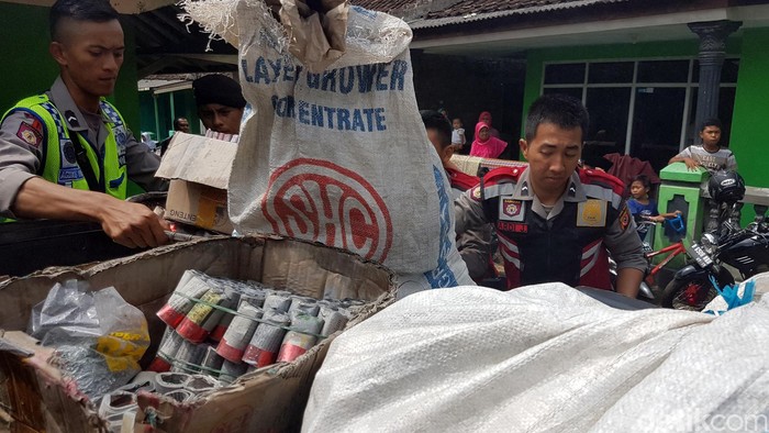 Pasca Ledakan, Polisi Amankan Ribuan Butir Petasan