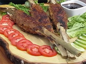 Ke Pasuruan, Jangan Lupa Jajan Sate Komo Bandeng yang Empuk Gurih