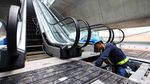 Halte TransJ Cipulir Dipasangi Eskalator