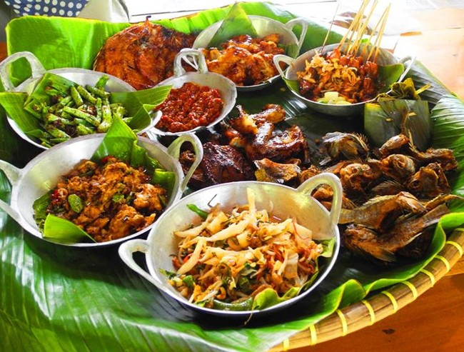 Mau Berwisata Kuliner di Lembang? Mampir Saja ke 5 Tempat Ini