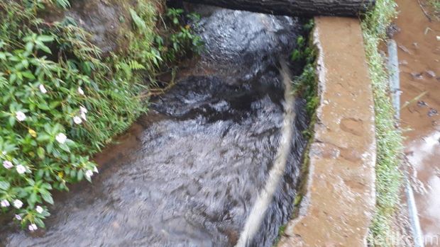 Beninngnya Air Terjun Citambur
