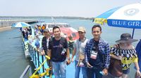 Ini Rasanya Saat Kapal Pesiar Berlabuh di Pelabuhan Kecil Filipina