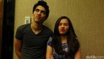 Ciee.. Maxime Bouttier dan Cut Beby Tsabina Kompak Berpose Duck Face