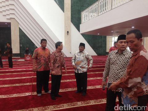 Sumarsono Hadiri Peresmian Masjid KH Hasyim Asy'ari