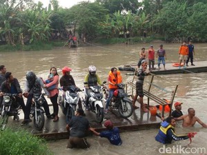 Nyaris Terulang, Gus Ipul Imbau Aktivitas Perahu Tambang Dihentikan