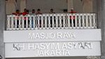 Megahnya Masjid Raya KH Hasyim Asyari