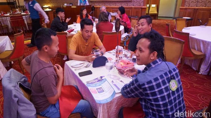 Makan Seperti Priyayi di Dalam Kapal Pesiar