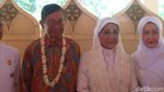 Selamat, Nani Widjaja dan Ajip Rosidi Resmi Menikah