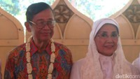 Keduanya juga menggelar resepsi di kawasan Keraton Kasepuhan. (Mauludi/detikhot)