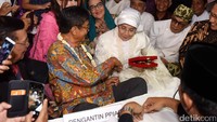 Perhiasan tersebut senilai 50 gram. (Noel/detikhot)