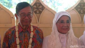 Selamat, Nani Widjaja dan Ajip Rosidi Resmi Menikah