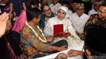 Semringahnya Nani Widjaja Usai Dipersunting Ajip Rosidi