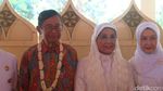 Selamat, Nani Widjaja dan Ajip Rosidi Resmi Menikah