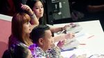 Aksi Para Sahabat untuk Julia Perez