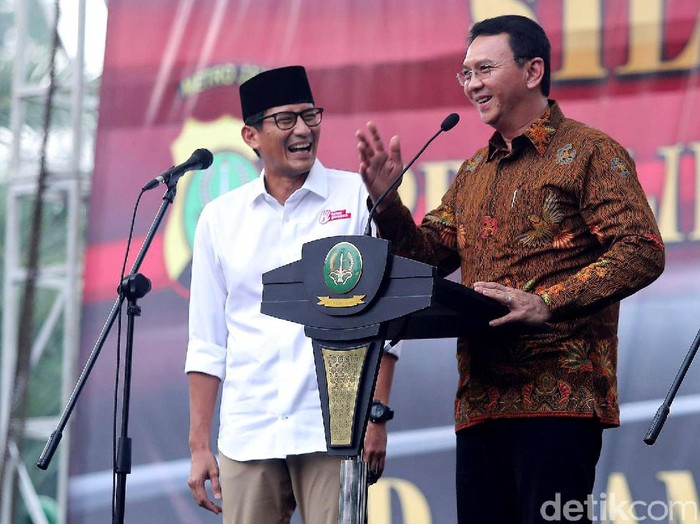 Momen Keakraban Ahok dan Sandiaga saat Deklarasi Damai Pilgub DKI