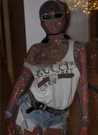 Rihanna Pakai Bodysuit Transparan di Coachella