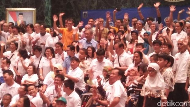 PT TransJakarta dialog bersama warga penyandang disabilitas di Balai Kota DKI