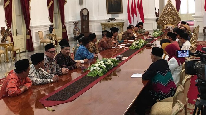 Bakomubin: Berdakwah Itu Harus Jadi Tuntunan, Bukan Tontonan