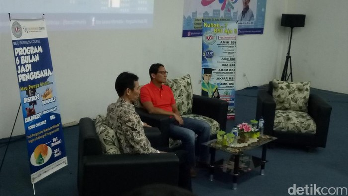 Masa Tenang, Sandiaga Semangati Mahasiswa Jadi Pengusaha