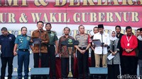 Deklarasi dilakukan untuk menunjukkan komitmen damai dalam gelaran pilkada ini.