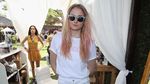 Duo Jenner hingga Alessandra Ambrosia, Gaya Selebriti di Coachella 2017
