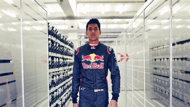 Hari Ini Sean Gelael Jalani Tes F1 bersama Toro Rosso Hari Ini Sean Gelael Jalani Tes F1 bersama Toro Rosso